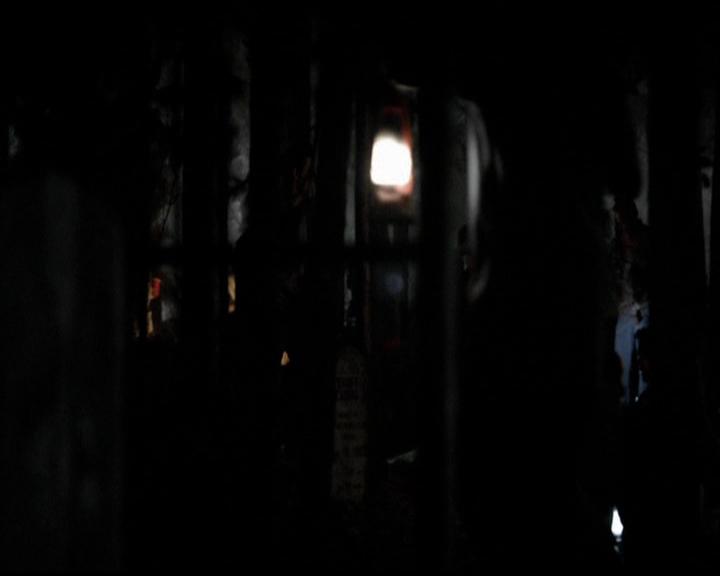 VampireDiariesWorld-dot-org_5x04ForWhomtheBellTolls1402.jpg