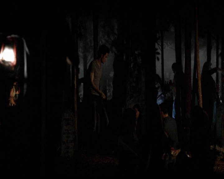 VampireDiariesWorld-dot-org_5x04ForWhomtheBellTolls1403.jpg