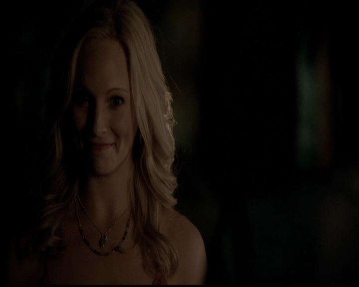 VampireDiariesWorld-dot-org_5x04ForWhomtheBellTolls1421.jpg