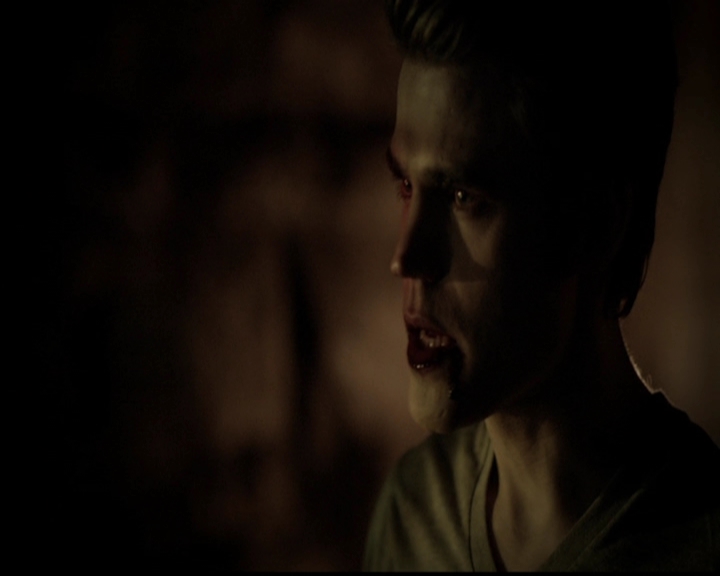 VampireDiariesWorld-dot-org_5x04ForWhomtheBellTolls1502.jpg