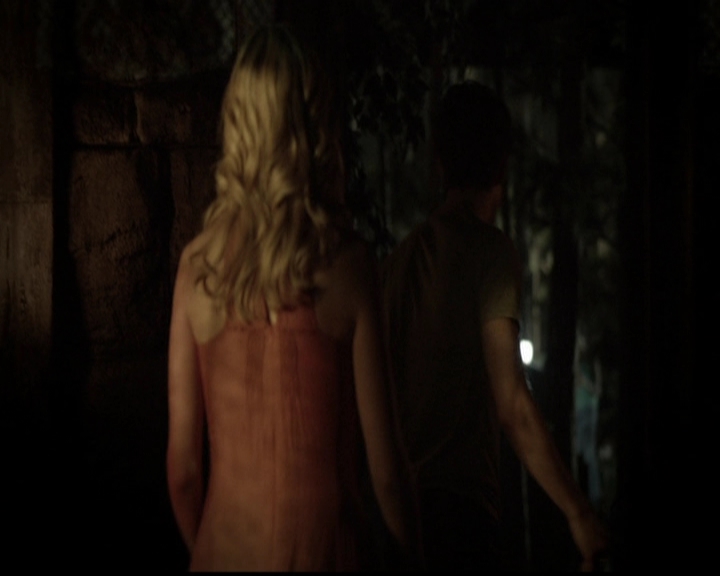 VampireDiariesWorld-dot-org_5x04ForWhomtheBellTolls1592.jpg