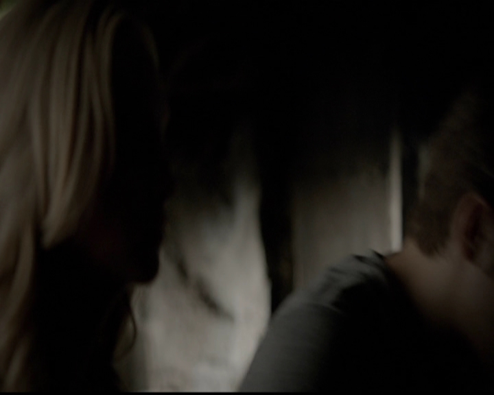 VampireDiariesWorld-dot-org_5x04ForWhomtheBellTolls1781.jpg