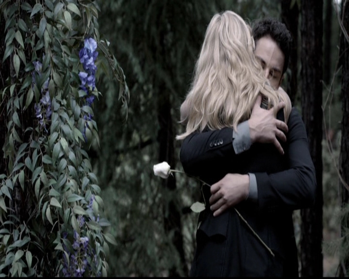 VampireDiariesWorld-dot-org_5x04ForWhomtheBellTolls2160.jpg