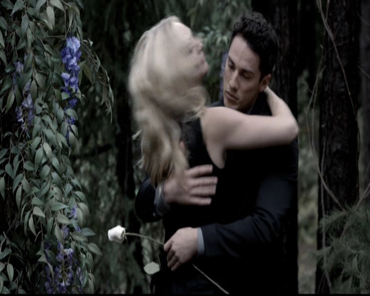 VampireDiariesWorld-dot-org_5x04ForWhomtheBellTolls2162.jpg