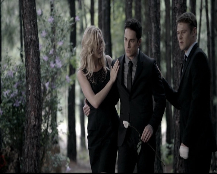 VampireDiariesWorld-dot-org_5x04ForWhomtheBellTolls2168.jpg