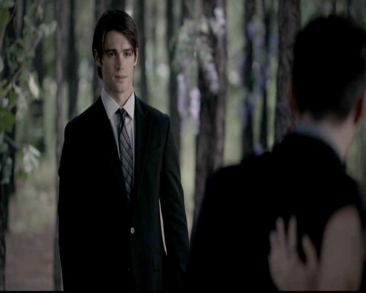 VampireDiariesWorld-dot-org_5x04ForWhomtheBellTolls2172.jpg