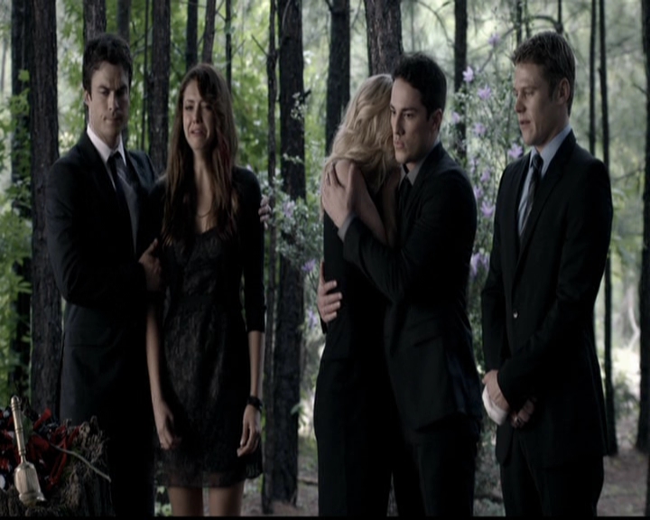 VampireDiariesWorld-dot-org_5x04ForWhomtheBellTolls2189.jpg