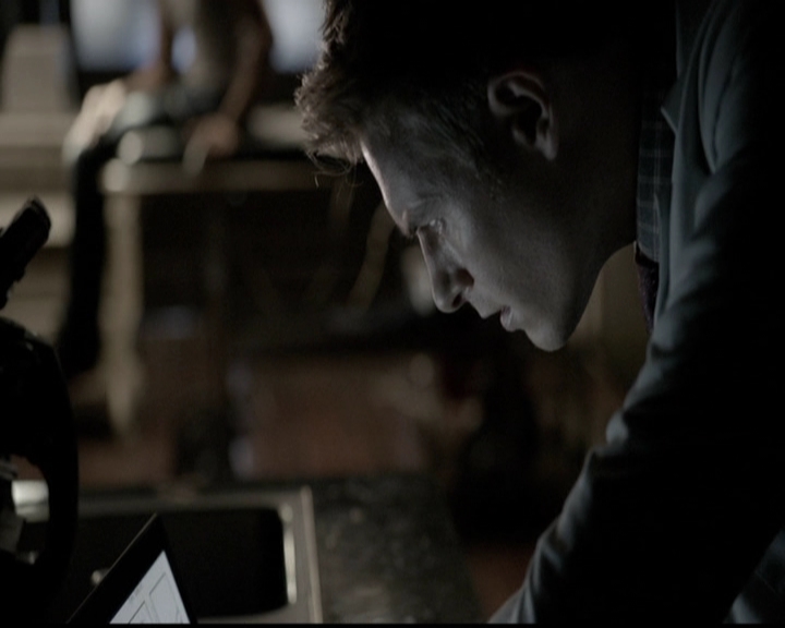 VampireDiariesWorld-dot-org_5x04ForWhomtheBellTolls2223.jpg