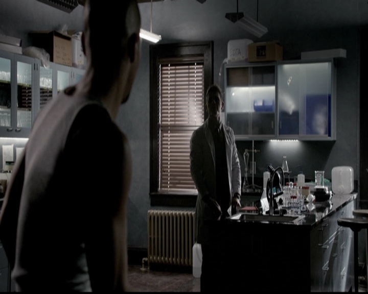 VampireDiariesWorld-dot-org_5x04ForWhomtheBellTolls2245.jpg