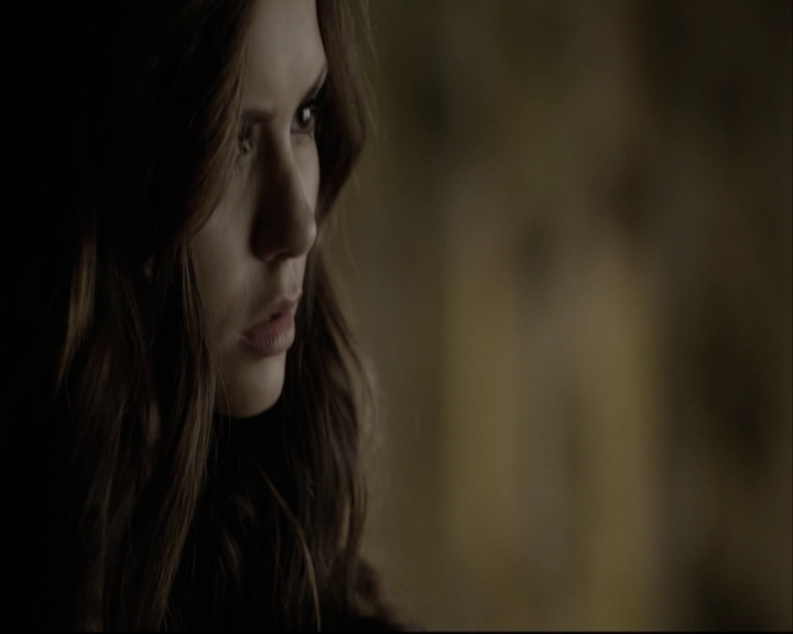 VampireDiariesWorld-dot-org_5x05MontersBall-deletedscenes2421.jpg