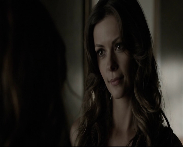 VampireDiariesWorld-dot-org_5x05MontersBall-deletedscenes2426.jpg