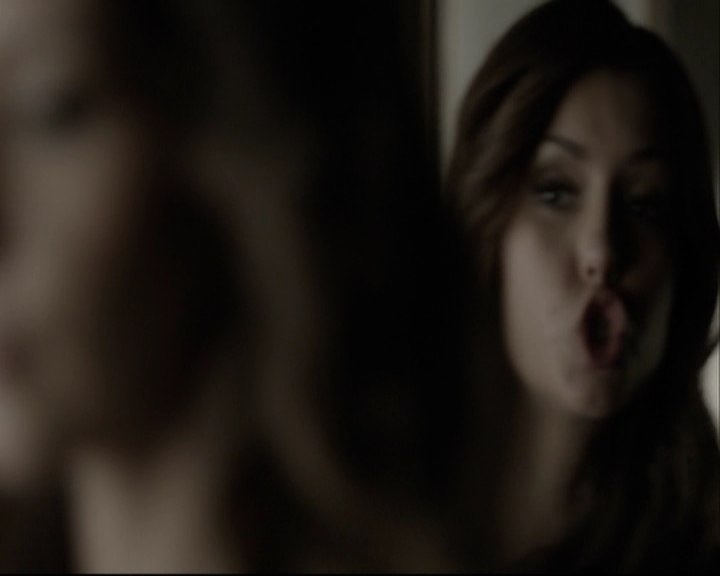 VampireDiariesWorld-dot-org_5x05MontersBall-deletedscenes2432.jpg