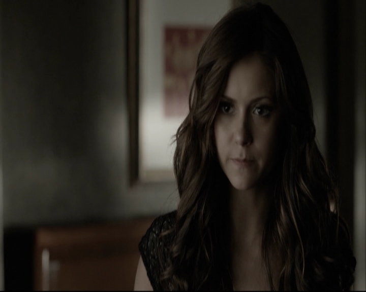 VampireDiariesWorld-dot-org_5x05MontersBall-deletedscenes2434.jpg