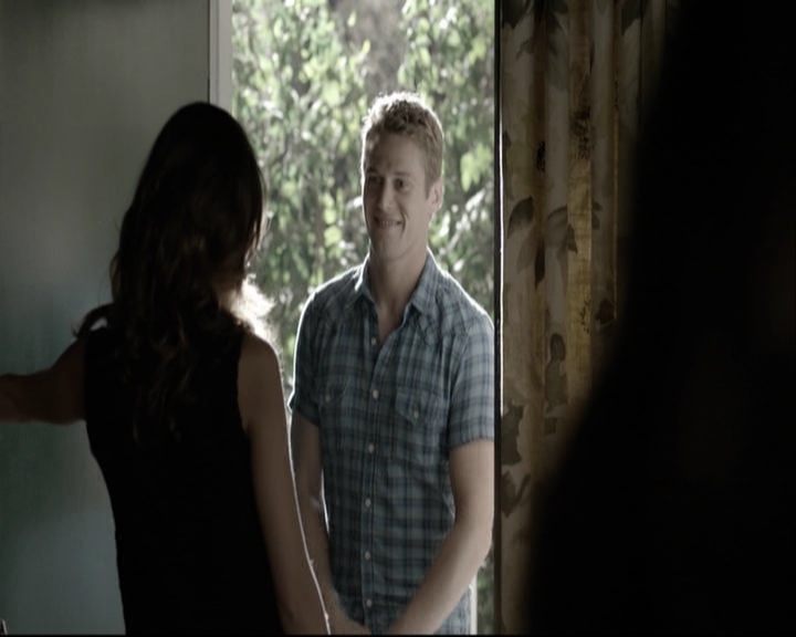 VampireDiariesWorld-dot-org_5x05MontersBall-deletedscenes2437.jpg