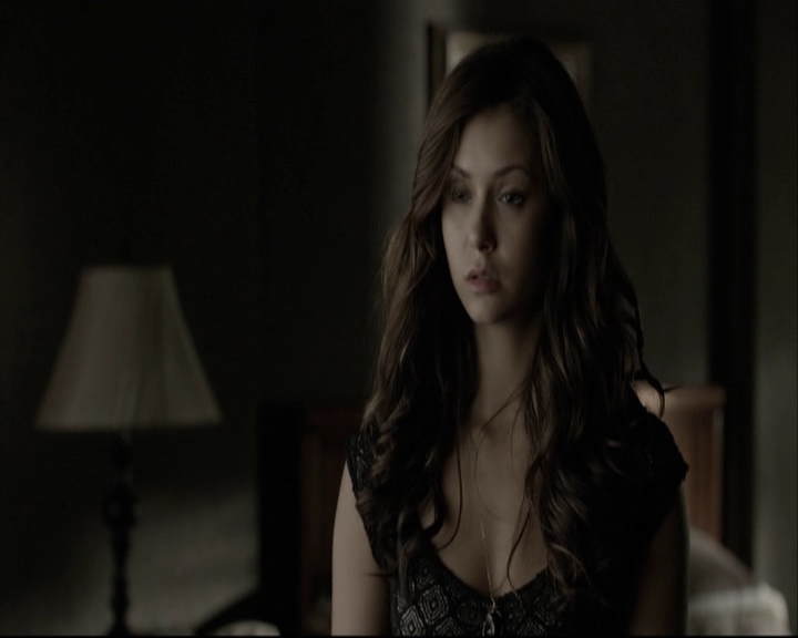 VampireDiariesWorld-dot-org_5x05MontersBall-deletedscenes2448.jpg