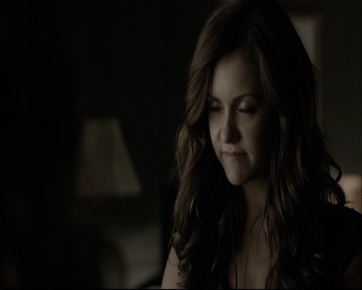 VampireDiariesWorld-dot-org_5x05MontersBall-deletedscenes2487.jpg