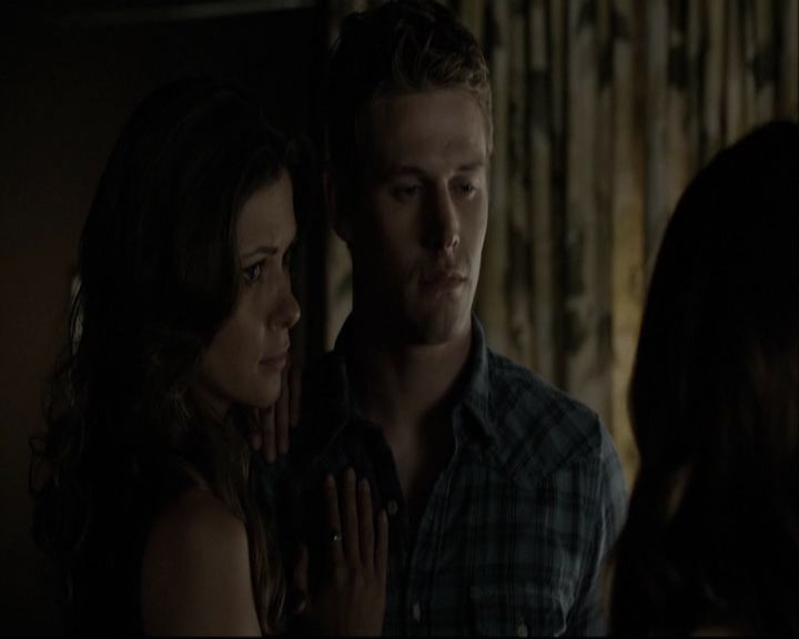 VampireDiariesWorld-dot-org_5x05MontersBall-deletedscenes2489.jpg
