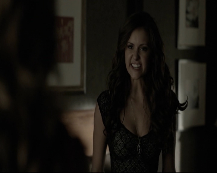 VampireDiariesWorld-dot-org_5x05MontersBall-deletedscenes2500.jpg