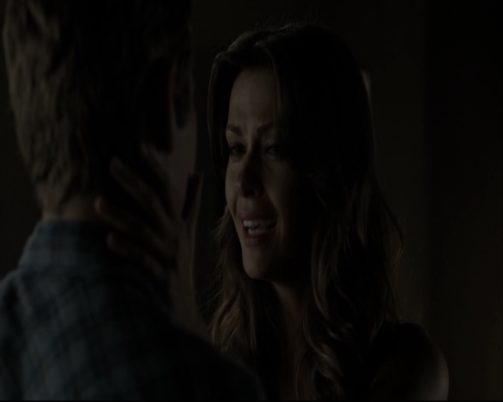VampireDiariesWorld-dot-org_5x05MontersBall-deletedscenes2677.jpg