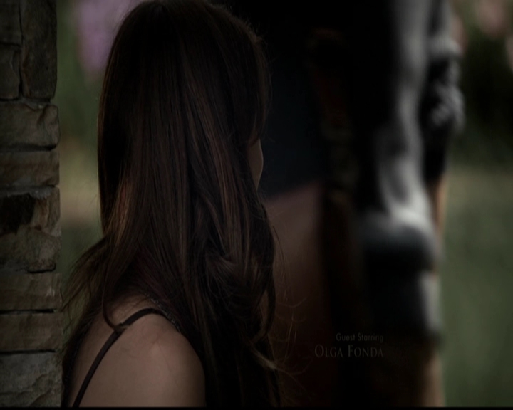 VampireDiariesWorld-dot-org_5x05MontersBall0181.jpg