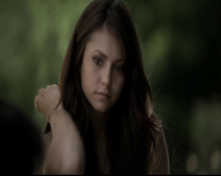 VampireDiariesWorld-dot-org_5x05MontersBall0239.jpg