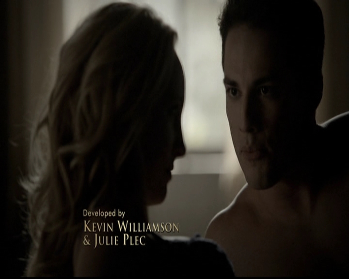 VampireDiariesWorld-dot-org_5x05MontersBall0266.jpg