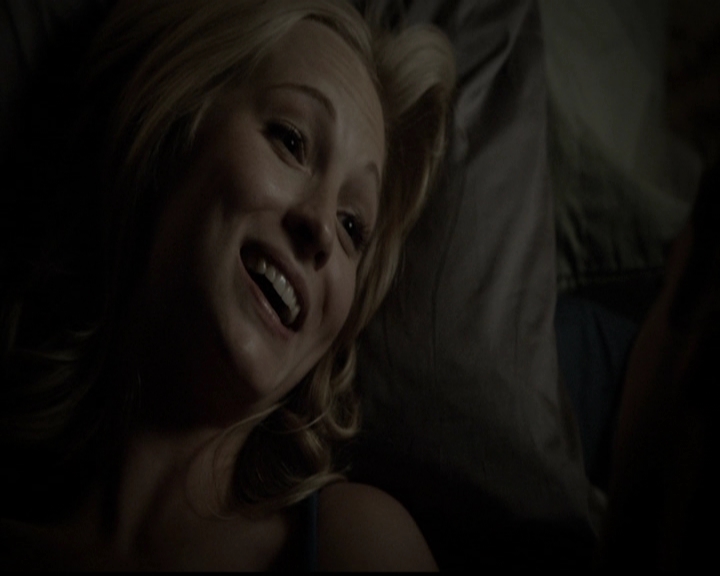 VampireDiariesWorld-dot-org_5x05MontersBall0292.jpg