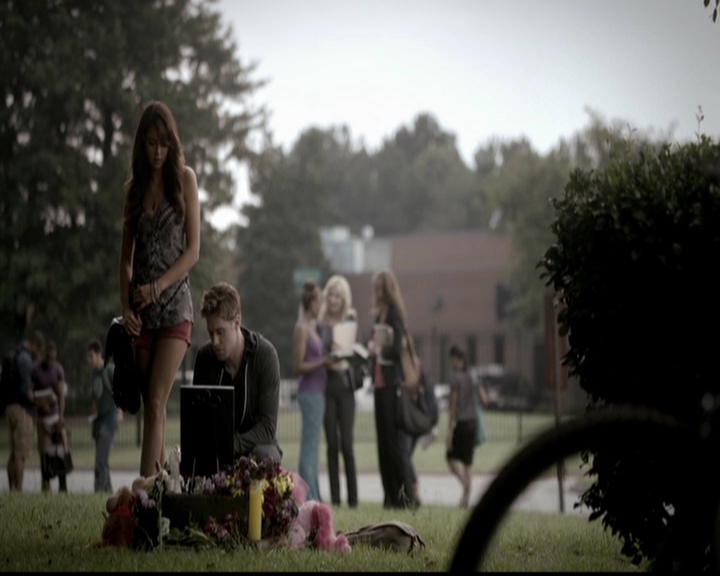 VampireDiariesWorld-dot-org_5x05MontersBall0317.jpg