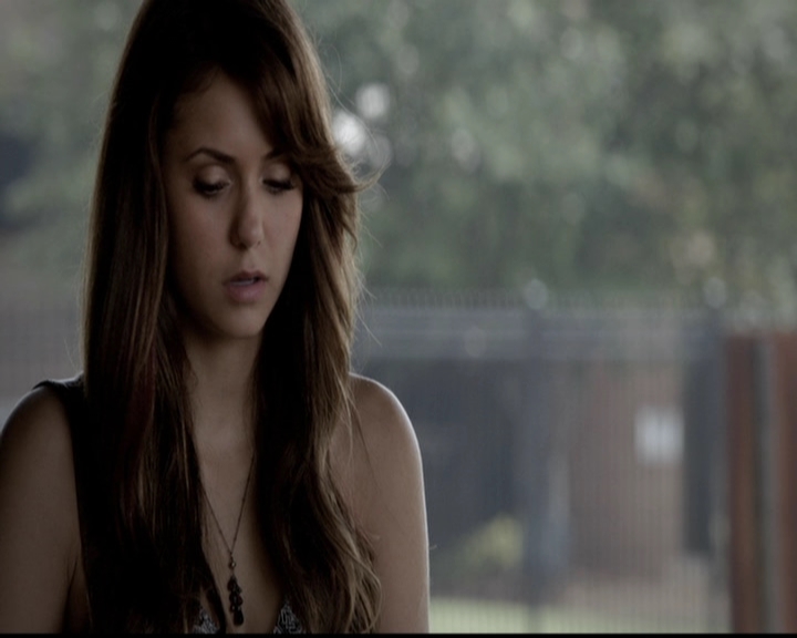 VampireDiariesWorld-dot-org_5x05MontersBall0335.jpg