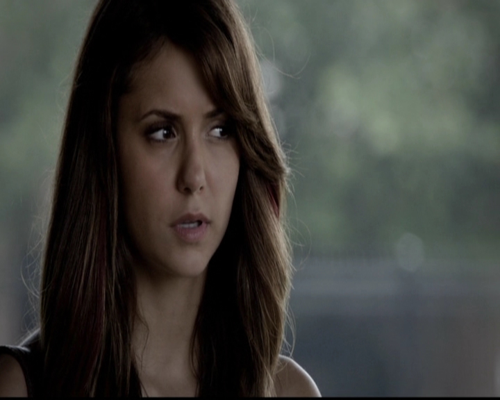 VampireDiariesWorld-dot-org_5x05MontersBall0364.jpg