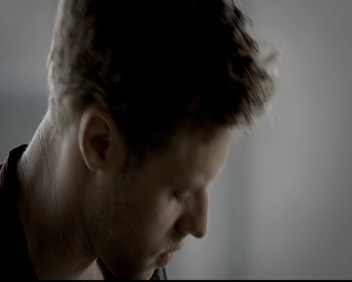 VampireDiariesWorld-dot-org_5x05MontersBall0370.jpg