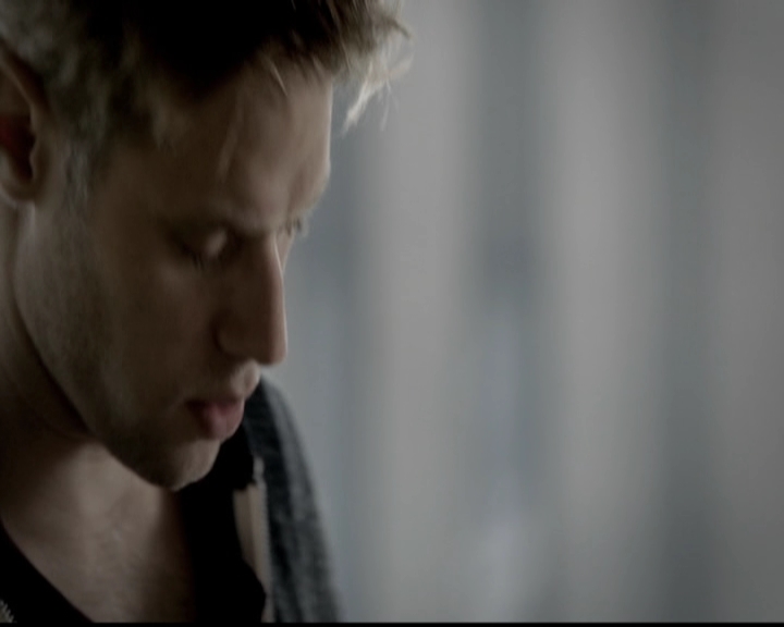 VampireDiariesWorld-dot-org_5x05MontersBall0373.jpg