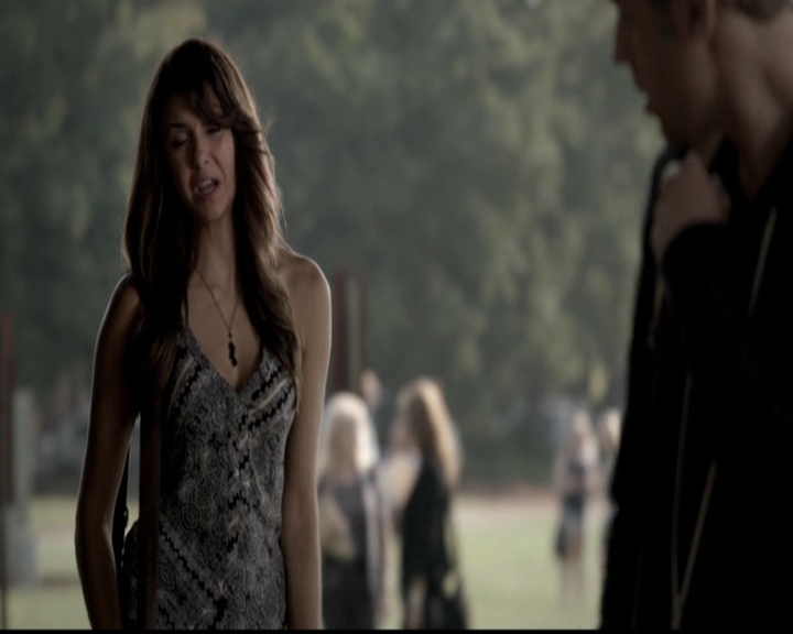 VampireDiariesWorld-dot-org_5x05MontersBall0381.jpg