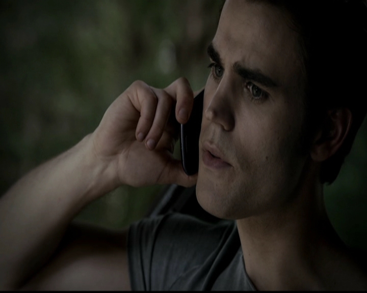 VampireDiariesWorld-dot-org_5x05MontersBall0431.jpg