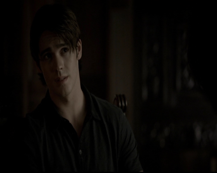 VampireDiariesWorld-dot-org_5x05MontersBall0492.jpg