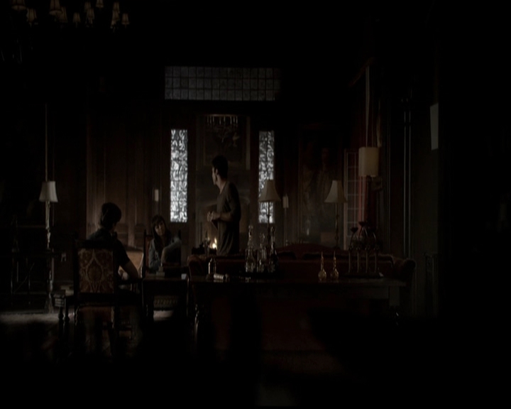 VampireDiariesWorld-dot-org_5x05MontersBall0495.jpg