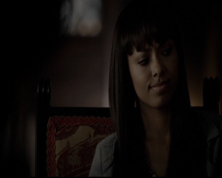 VampireDiariesWorld-dot-org_5x05MontersBall0498.jpg