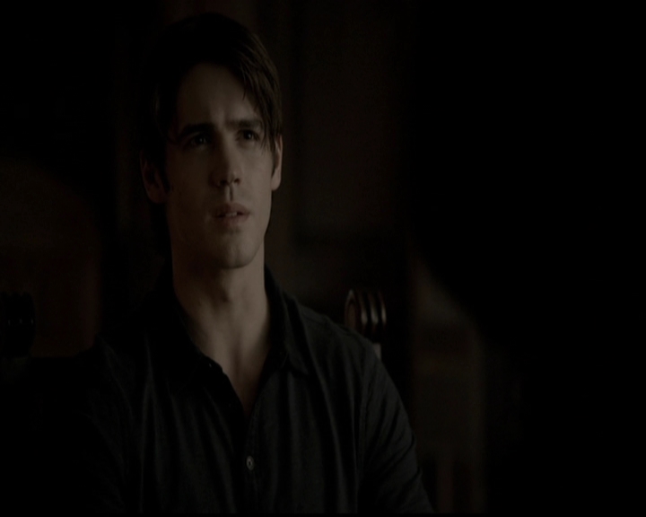 VampireDiariesWorld-dot-org_5x05MontersBall0510.jpg