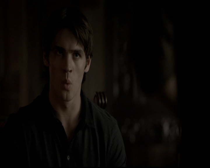VampireDiariesWorld-dot-org_5x05MontersBall0515.jpg