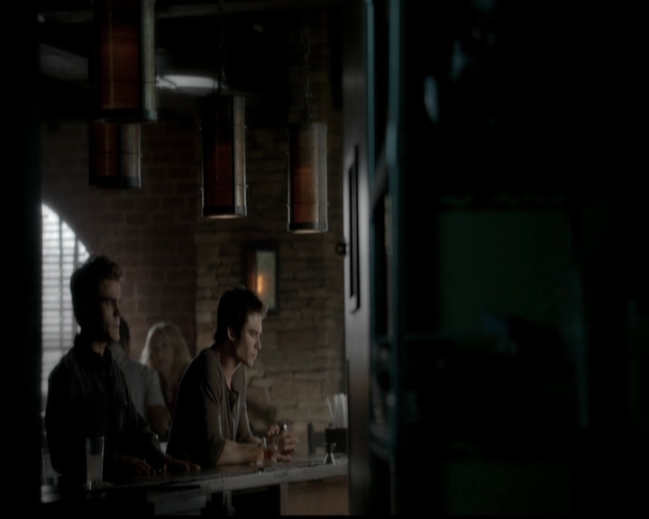 VampireDiariesWorld-dot-org_5x05MontersBall0519.jpg