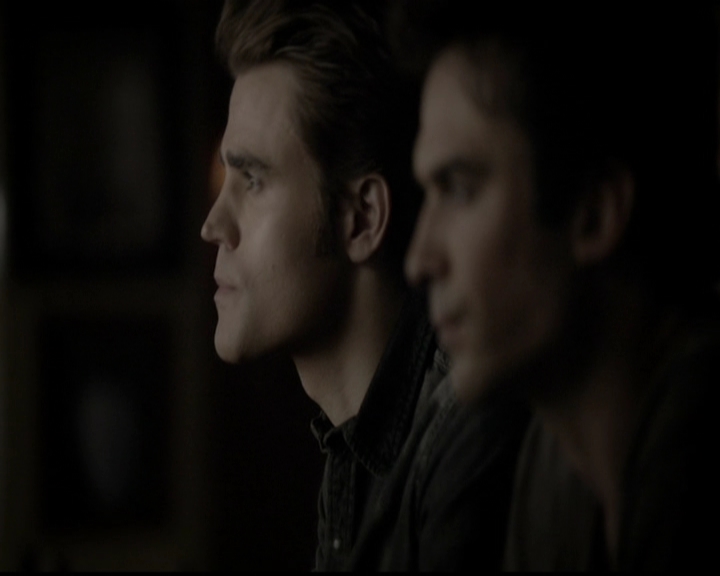 VampireDiariesWorld-dot-org_5x05MontersBall0525.jpg