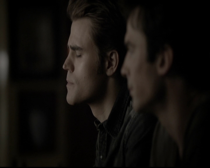 VampireDiariesWorld-dot-org_5x05MontersBall0526.jpg
