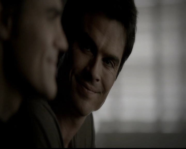 VampireDiariesWorld-dot-org_5x05MontersBall0529.jpg