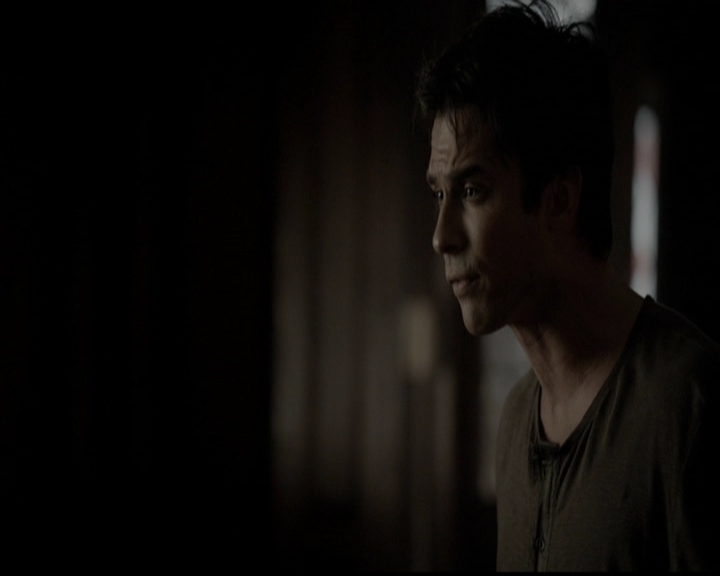 VampireDiariesWorld-dot-org_5x05MontersBall0536.jpg