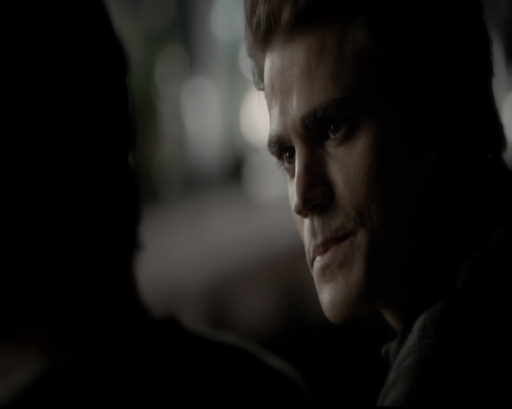 VampireDiariesWorld-dot-org_5x05MontersBall0541.jpg