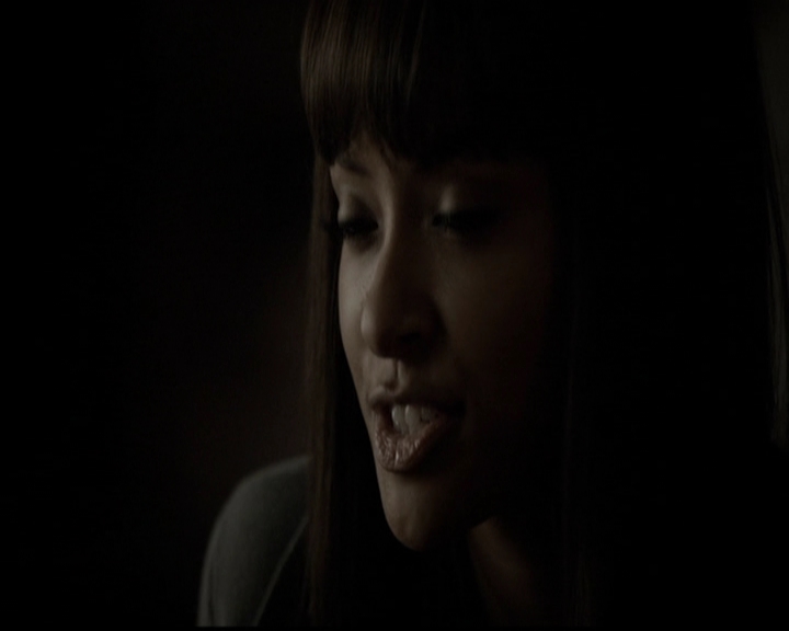 VampireDiariesWorld-dot-org_5x05MontersBall0576.jpg