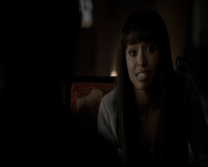 VampireDiariesWorld-dot-org_5x05MontersBall0578.jpg