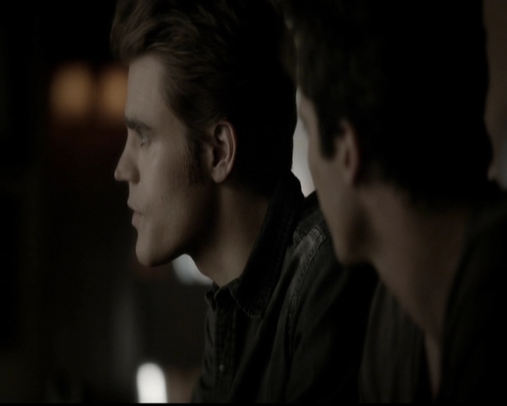 VampireDiariesWorld-dot-org_5x05MontersBall0586.jpg