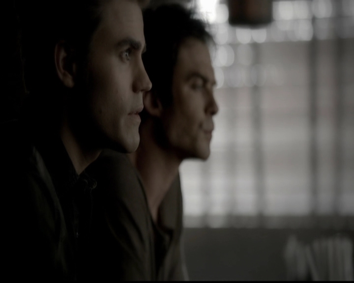 VampireDiariesWorld-dot-org_5x05MontersBall0589.jpg