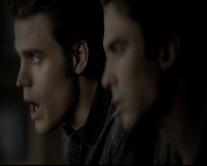 VampireDiariesWorld-dot-org_5x05MontersBall0595.jpg